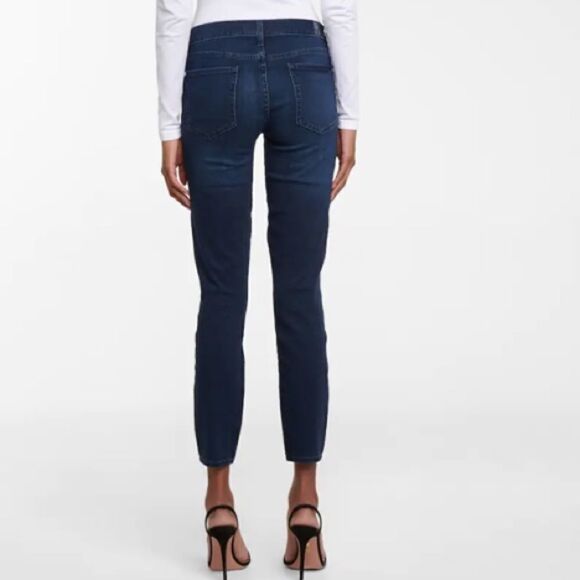 7FAMK Sz 26 midrise cropped skinny - Picture 3 of 11